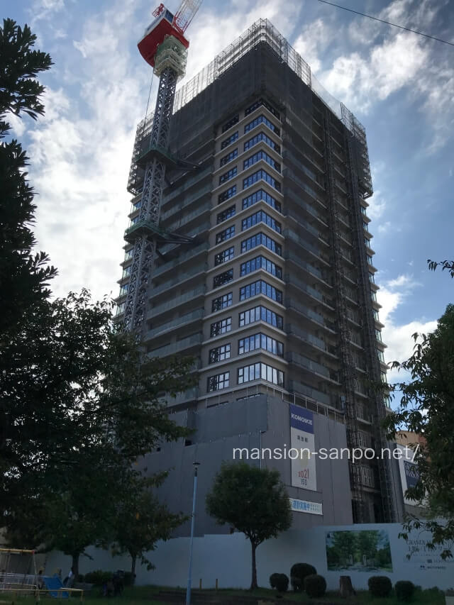 「グランドメゾン上町一丁目タワー」2021年9月下旬撮影：工事進行状況